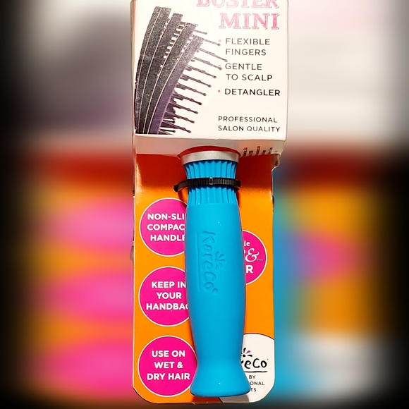 NWT KARECO TANGLE BUSTER MINI DETANGLING HAIR BRUSH! - Picture 8 of 9